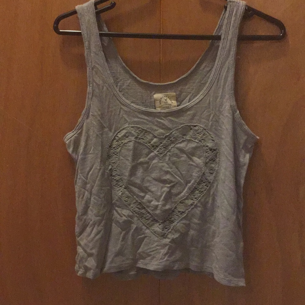 American Eagle Vintage Heart Tee • S